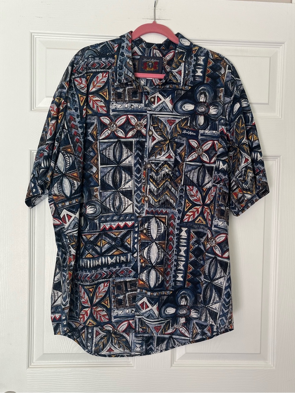Local Motion Hawaiian Button Down Shirt